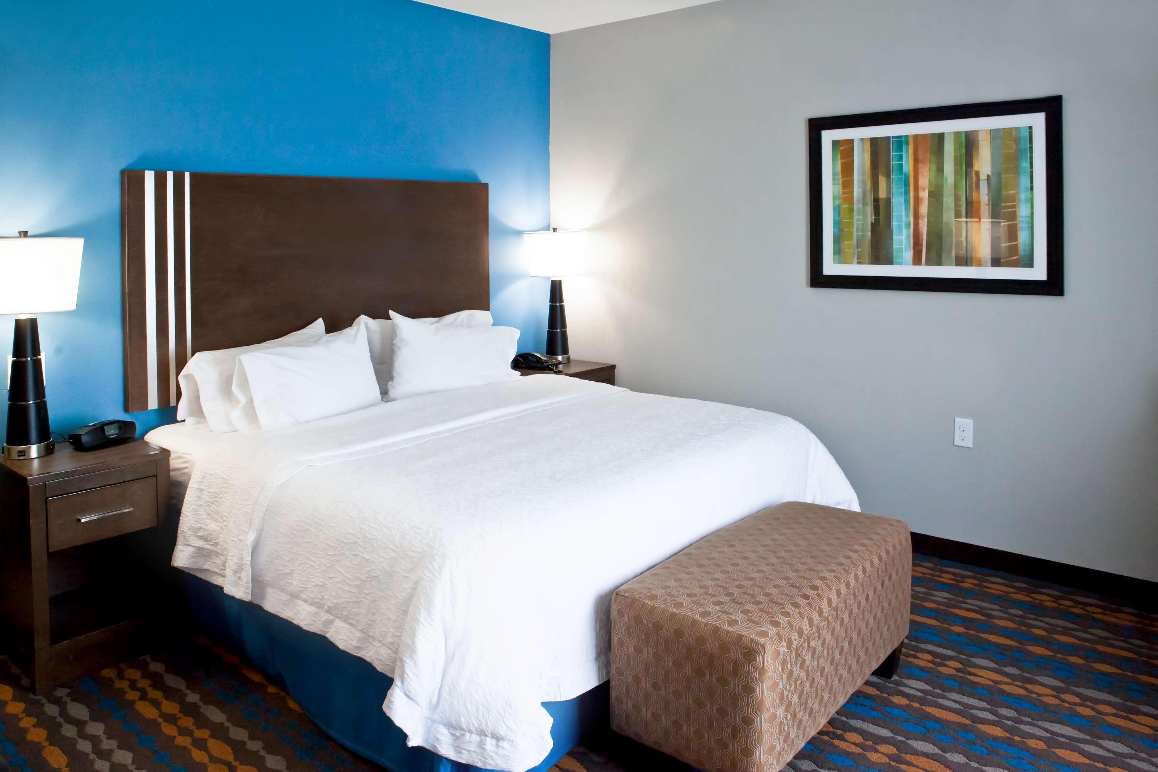 Hampton Inn Kenedy Exteriör bild
