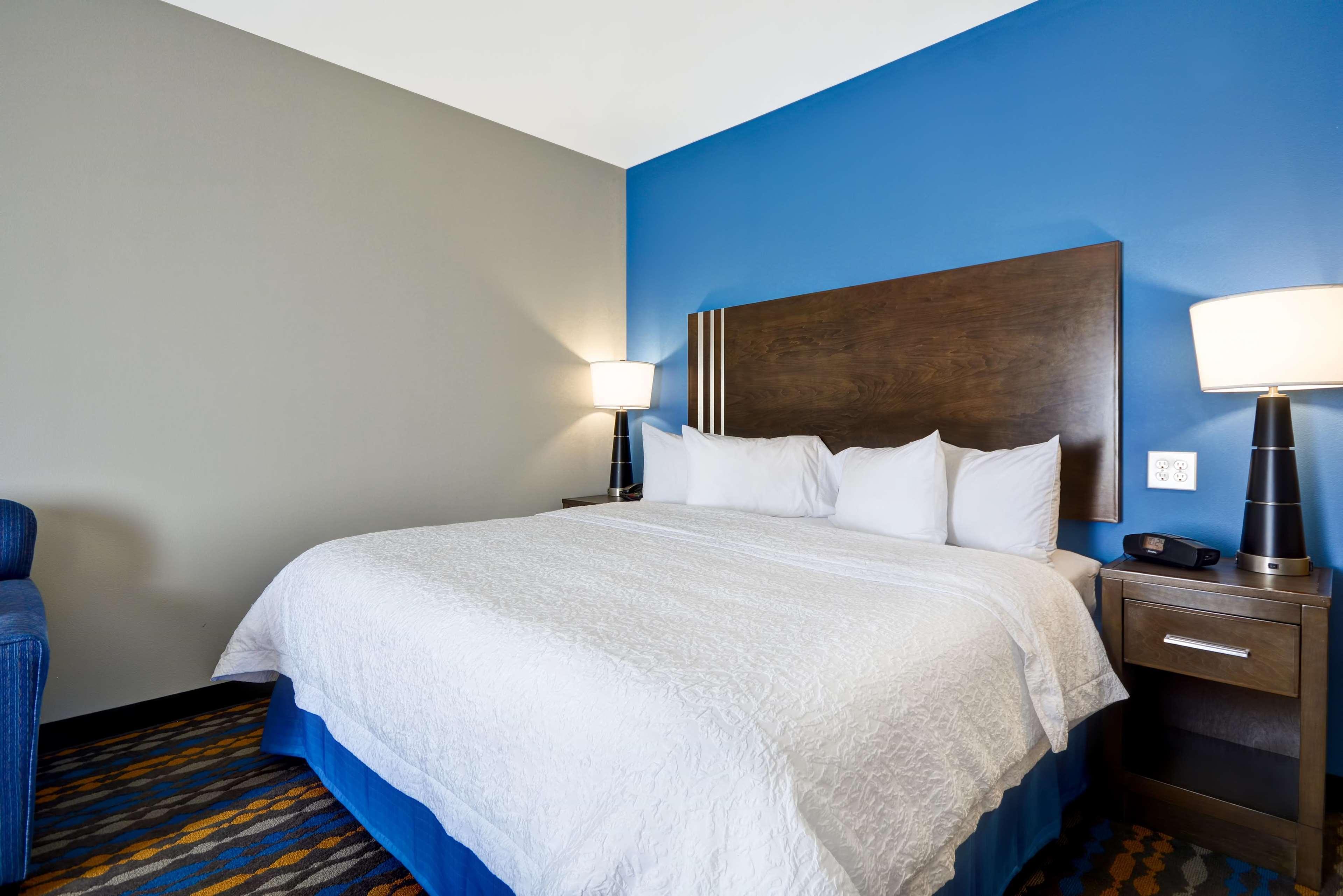 Hampton Inn Kenedy Exteriör bild
