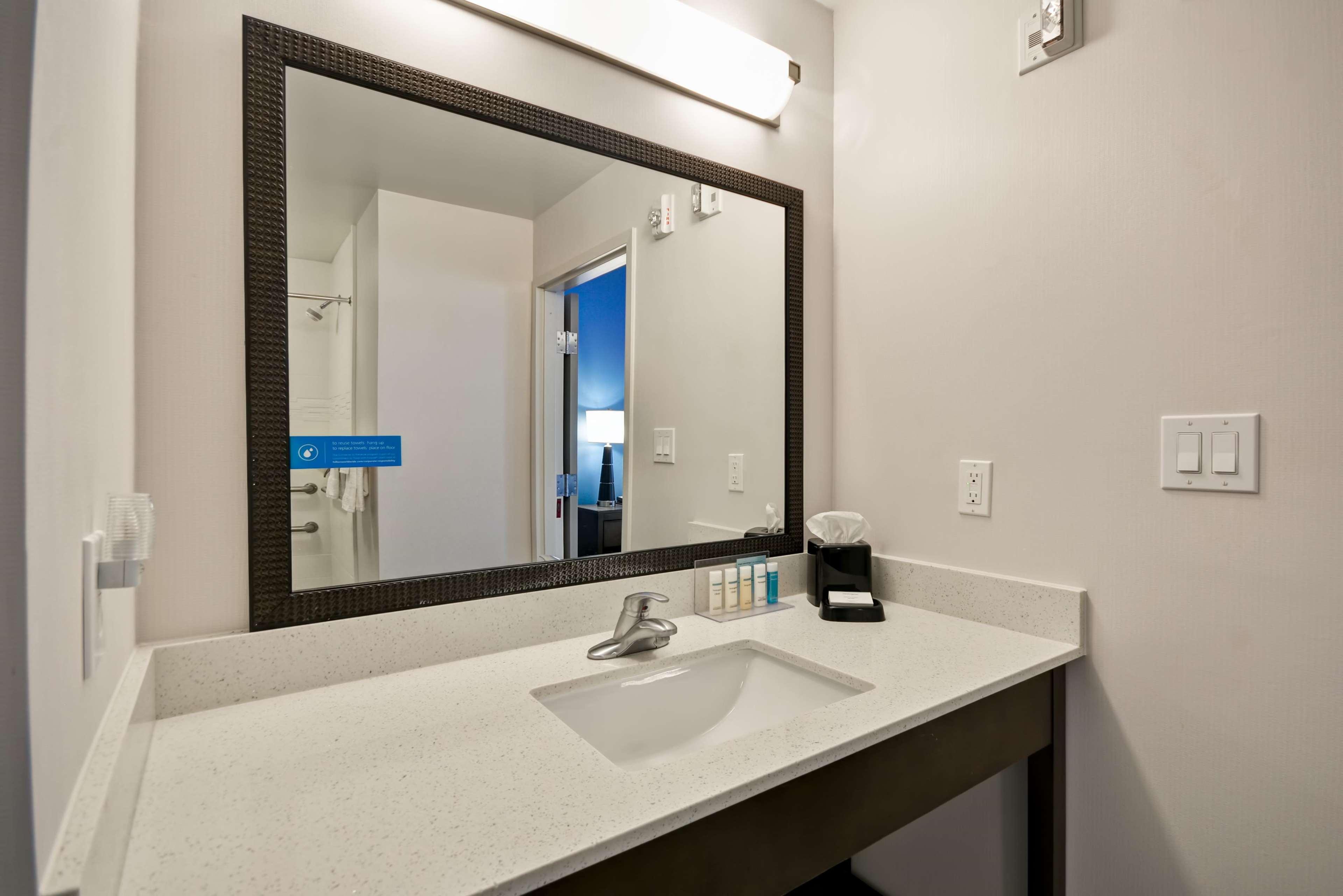 Hampton Inn Kenedy Exteriör bild