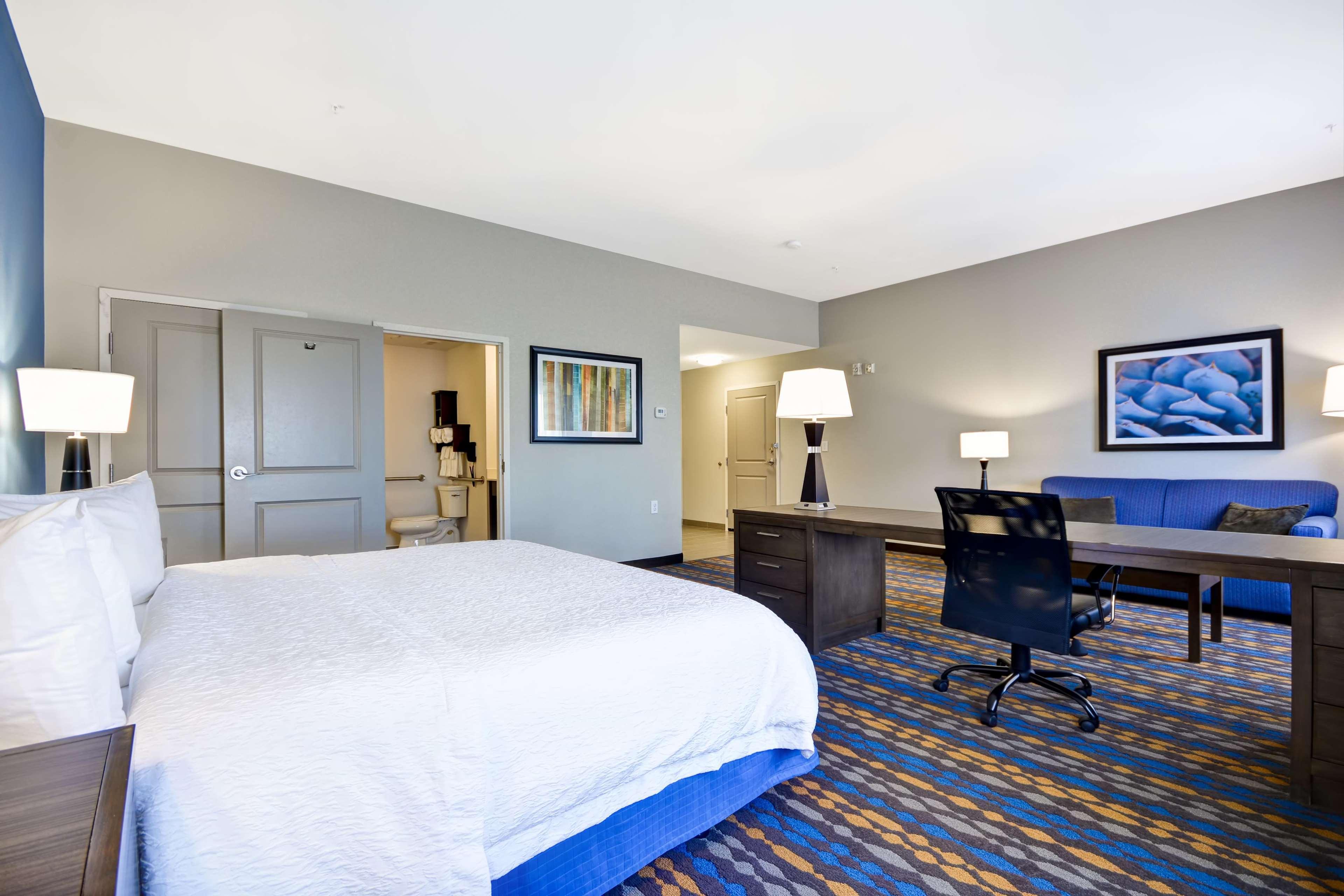 Hampton Inn Kenedy Exteriör bild